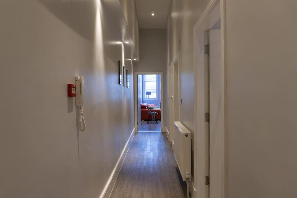 Spacious Apartment In City Centre - Free Parking Nottingham Dış mekan fotoğraf